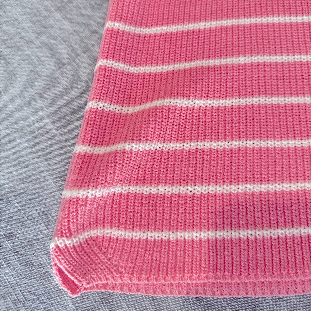 Pink Ribbed Tank Top - Picture 3 of 3
